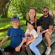 House Sitter - Loving family moving to Adelaide 