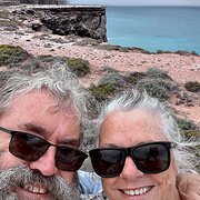 House Sitter - Hugh and Jo Harvis