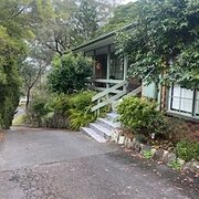 Home Owner wanting sitter in , Victoria