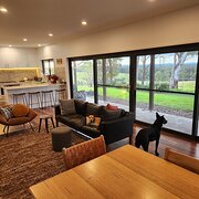 Home Owner wanting sitter in Between Maitland and Newcastle , New South Wales