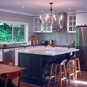 Home Owner wanting sitter in Melbourne, Victoria