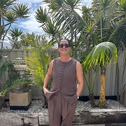 House Sitter - Kind, easygoing house sitter 