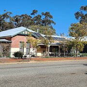 Home Owner wanting sitter in Perth, Western Australia