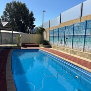 Home Owner wanting sitter in Cockburn, Western Australia