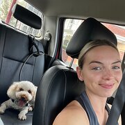 House Sitter - Friendly, Reliable & Trustworthy Sitter