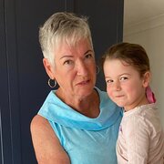 House Sitter - Reliable and Effective Communicator