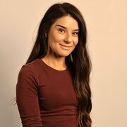 House Sitter - Diana M