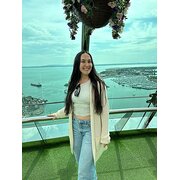 House Sitter - Bianca