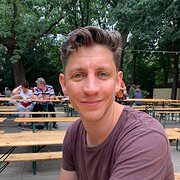 House Sitter - Josh