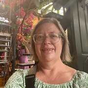 House Sitter - Ms