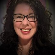 House Sitter - Experienced and caring sitter  