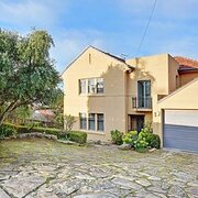 Home Owner wanting sitter in Hobart , Tasmania