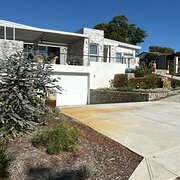 Home Owner wanting sitter in booragoon, Western Australia
