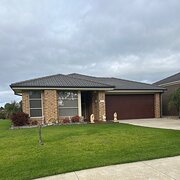 Home Owner wanting sitter in Bairnsdale, Victoria