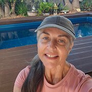 House Sitter - Reliable, mature woman 