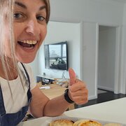 House Sitter - Calm, mature animal lover