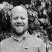 House Sitter - Aaron