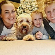 House Sitter - Reliable and professional family of 3