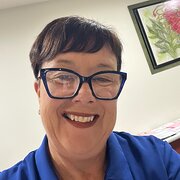House Sitter - House Sitting