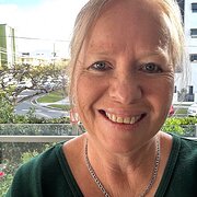 House Sitter - Mature Brisbane House & Pet Sitter