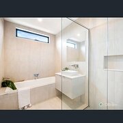 Home Owner wanting sitter in Melbourne , Victoria