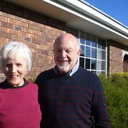 House Sitter - Friendly Retired Couple