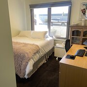 Home Owner wanting sitter in Geelong , Victoria