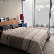 Home Owner wanting sitter in Brunswick, Victoria