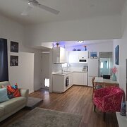 Home Owner wanting sitter in Sydney, New South Wales