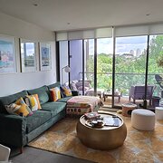 Home Owner wanting sitter in Sydney, New South Wales