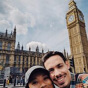 House Sitter - Creative Powerhouse