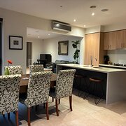 Home Owner wanting sitter in Melbourne, Victoria
