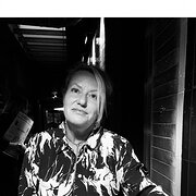 House Sitter - Quiet Writer 56 yrs
