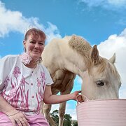 House Sitter - Kayla H