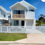 Home Owner wanting sitter in Wollongong , New South Wales