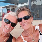 House Sitter - Jo and Mark