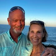 House Sitter - Professional couple