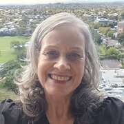 House Sitter - Attentive & Caring 