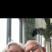 House Sitter - Sharon & Bruce