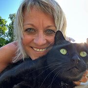 House Sitter - Returning Home to WA - Animal Lover