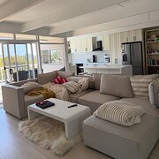 Home Owner wanting sitter in , Victoria