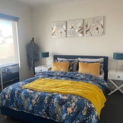 Home Owner wanting sitter in , Victoria