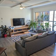 Home Owner wanting sitter in Brisbane , Queensland