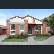 Home Owner wanting sitter in , Victoria