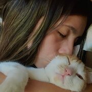 House Sitter - Lucia 