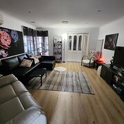 Home Owner wanting sitter in MELBOURNE, Victoria
