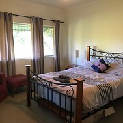 Home Owner wanting sitter in Yamba, New South Wales