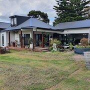 Home Owner wanting sitter in Melbourne, Victoria