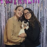 House Sitter - Julieta & Melody sisters who love pets!