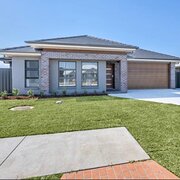 Home Owner wanting sitter in , New South Wales